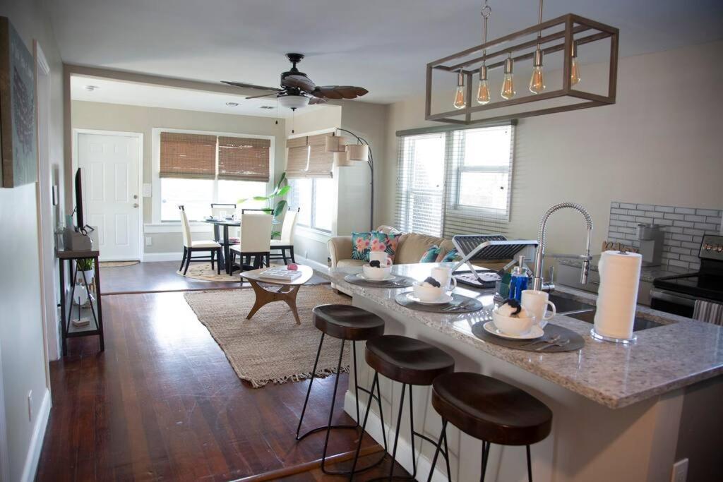 Two Bedroom Ranch With Private Deck Close To Beach 沃思湖 外观 照片
